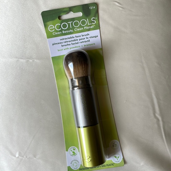 ecotools Makeup Nib Ecotools Retractable Face Brush Poshmark